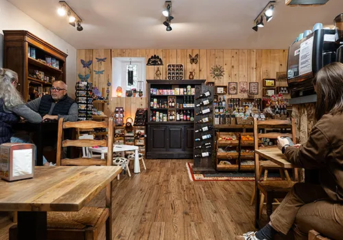 Resto Bar y Épicerie